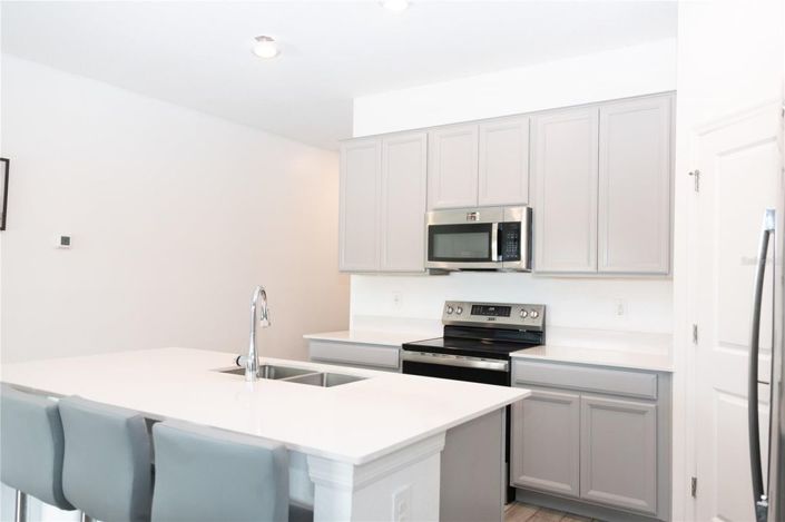 Image No.5-3 Bed House for sale