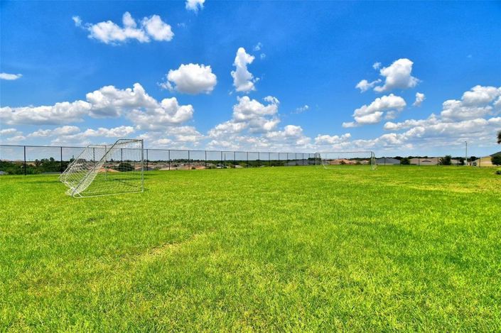 Image No.18-3 Bed House for sale