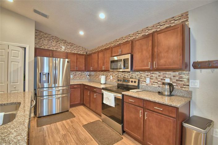 Image No.6-3 Bed House for sale