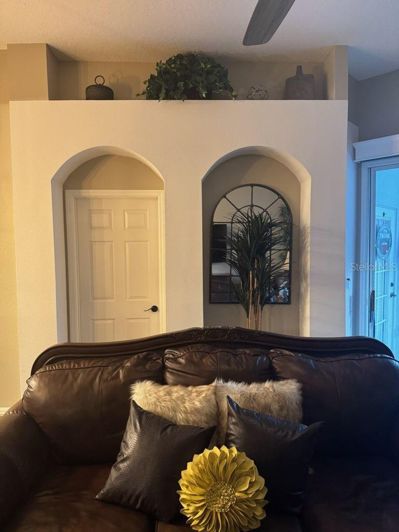 Image No.20-4 Bed House for sale