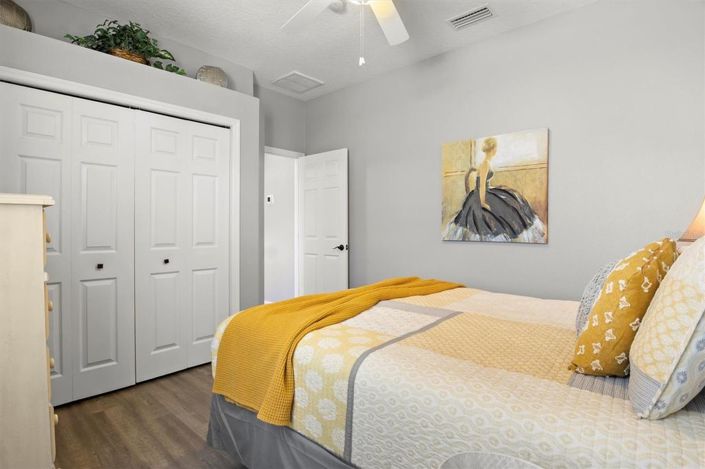 Image No.25-4 Bed House for sale