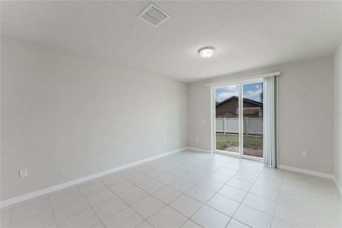 Image No.18-3 Bed House for sale