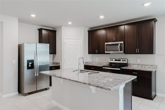 Image No.5-3 Bed House for sale