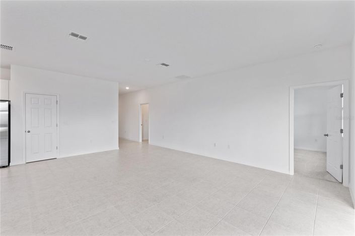 Image No.11-4 Bed House for sale