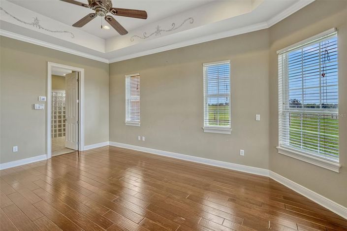 Image No.24-5 Bed House for sale