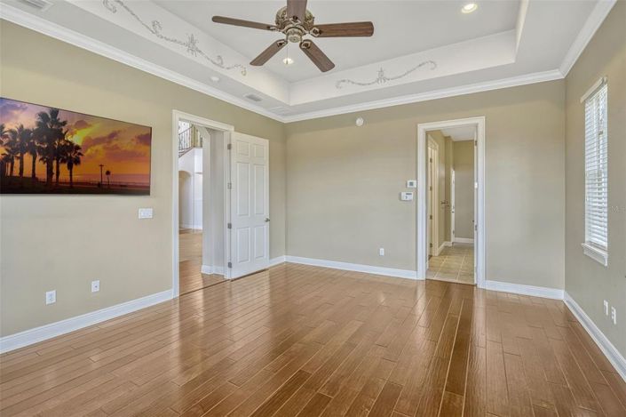 Image No.25-5 Bed House for sale