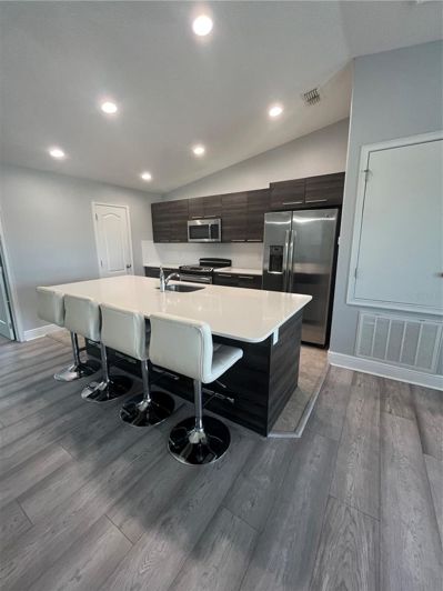 Image No.18-2 Bed Townhouse for sale