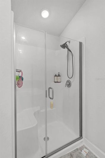 Image No.16-4 Bed House for sale