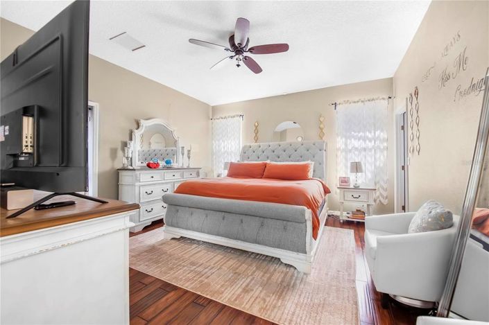 Image No.27-5 Bed House for sale