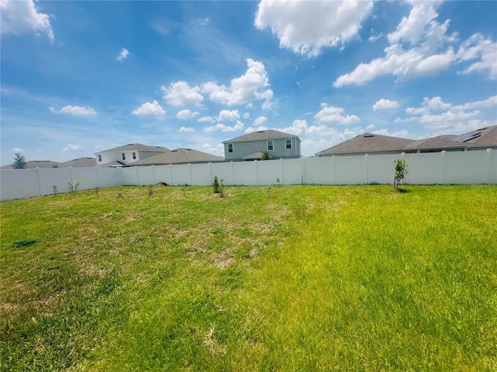 Image No.17-4 Bed House for sale