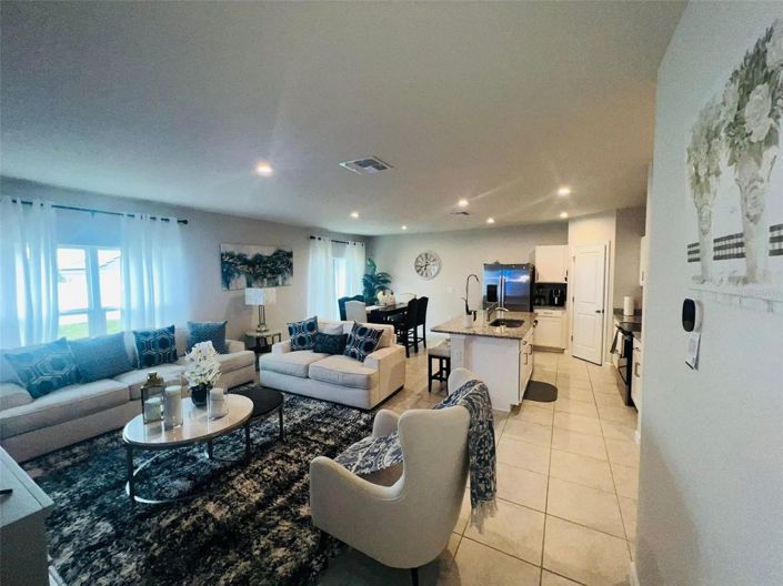 Image No.10-4 Bed House for sale