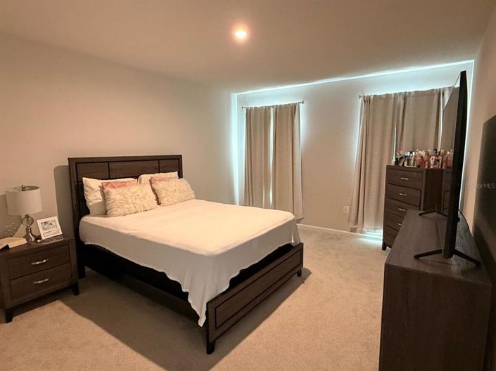 Image No.9-4 Bed House for sale