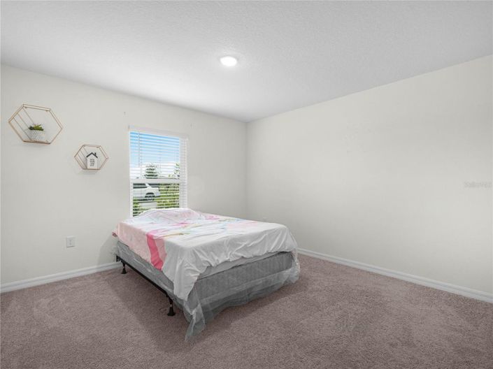 Image No.19-4 Bed House for sale