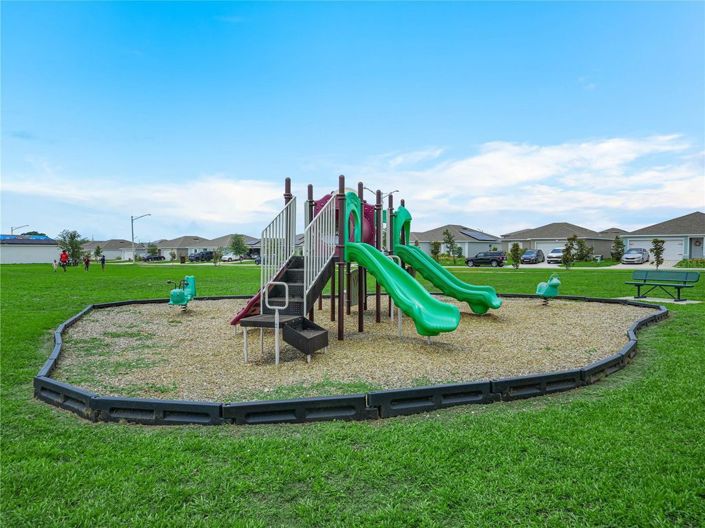 Image No.24-4 Bed House for sale