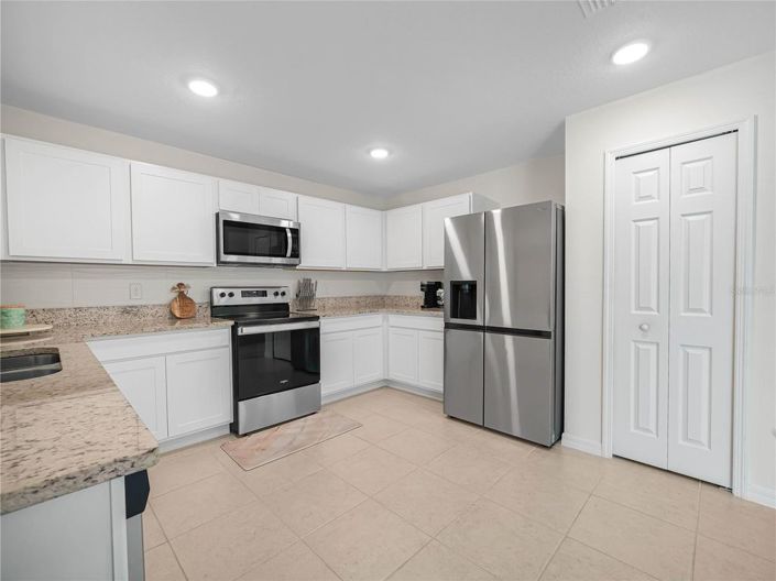 Image No.8-4 Bed House for sale