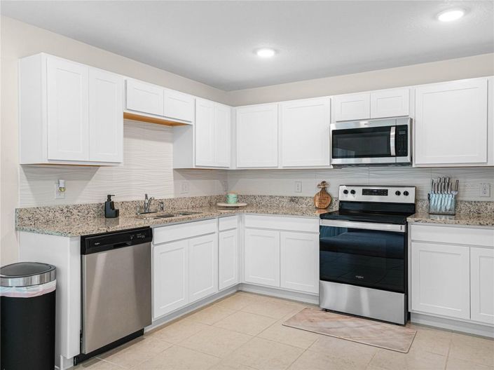 Image No.10-4 Bed House for sale