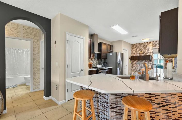 Image No.13-3 Bed House for sale