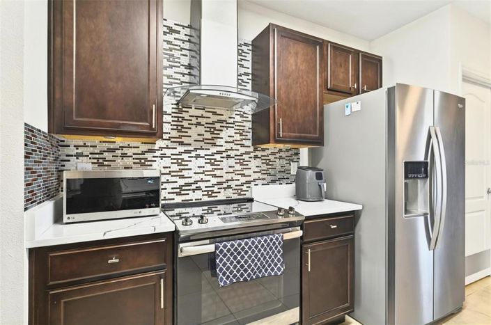 Image No.17-3 Bed House for sale