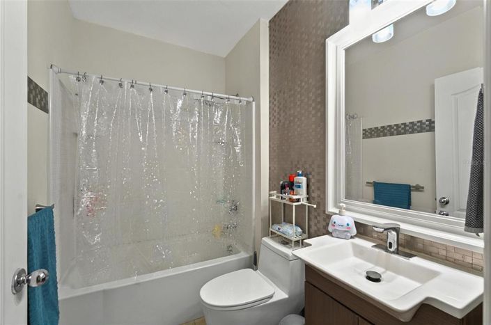 Image No.36-3 Bed House for sale