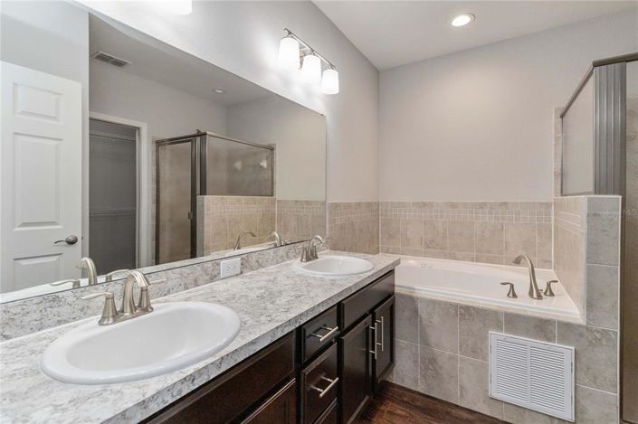 Image No.22-3 Bed House for sale