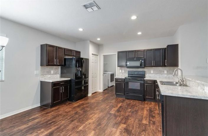 Image No.5-3 Bed House for sale