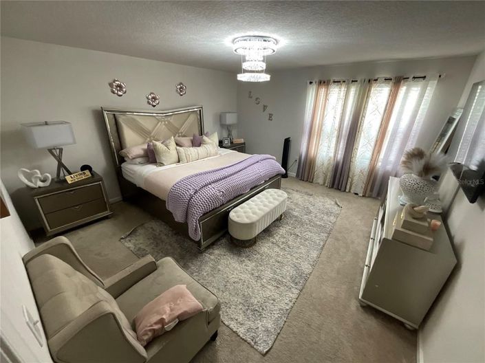 Image No.30-4 Bed House for sale