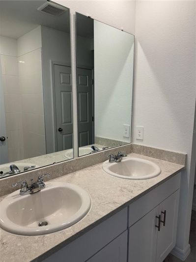 Image No.13-4 Bed House for sale