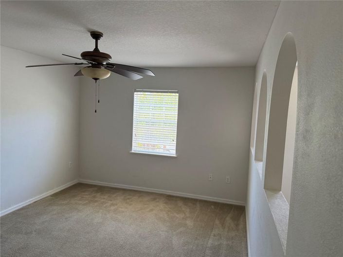 Image No.13-4 Bed House for sale