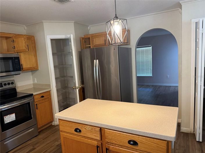 Image No.38-4 Bed House for sale