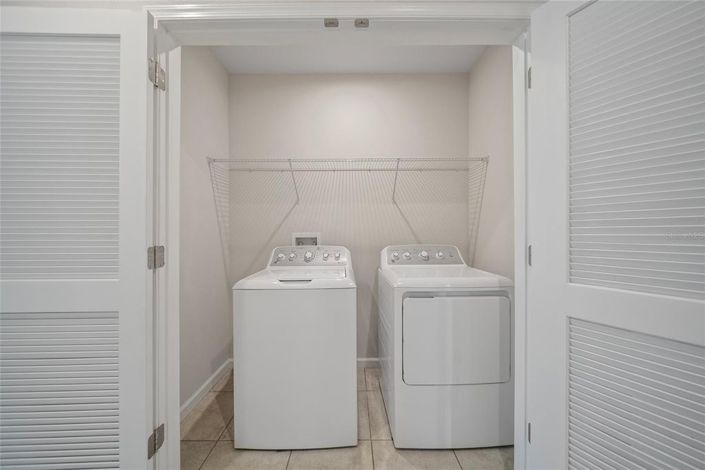 Image No.27-4 Bed House for sale