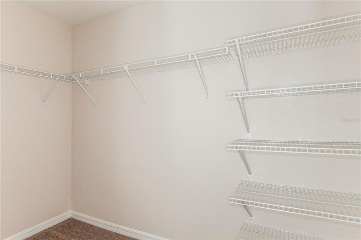 Image No.15-4 Bed Townhouse for sale