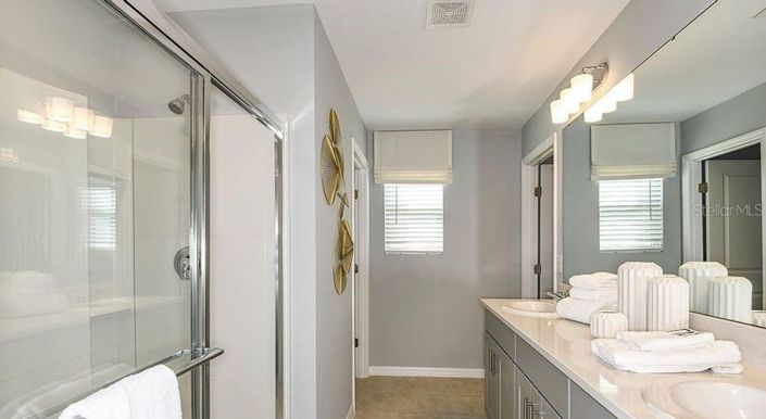 Image No.18-4 Bed House for sale