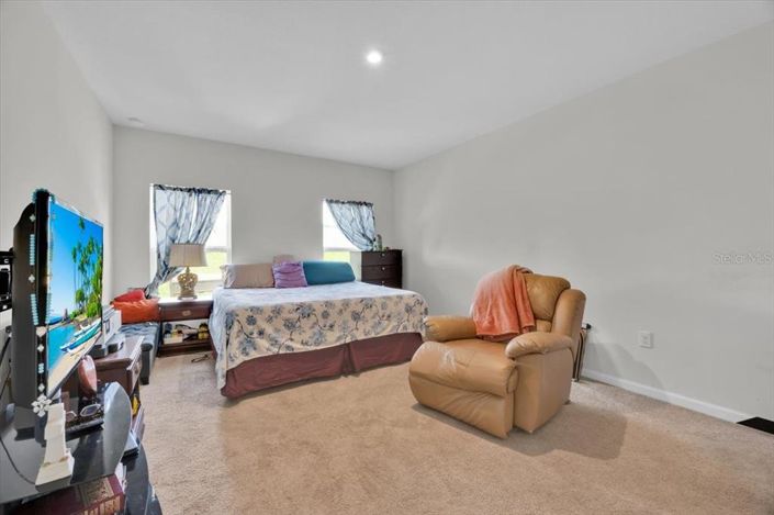 Image No.15-4 Bed House for sale