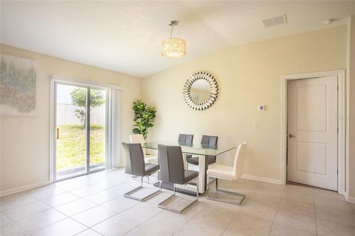 Image No.17-3 Bed House for sale