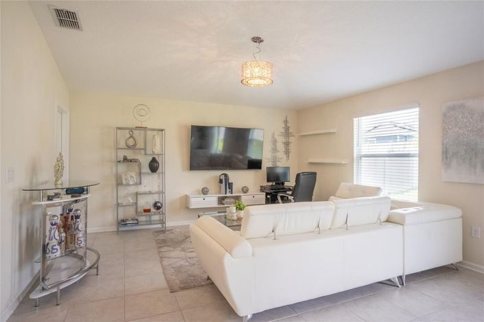 Image No.20-3 Bed House for sale