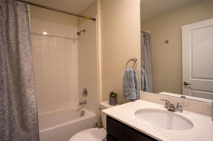 Image No.25-3 Bed House for sale