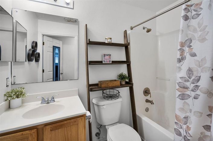 Image No.17-4 Bed House for sale