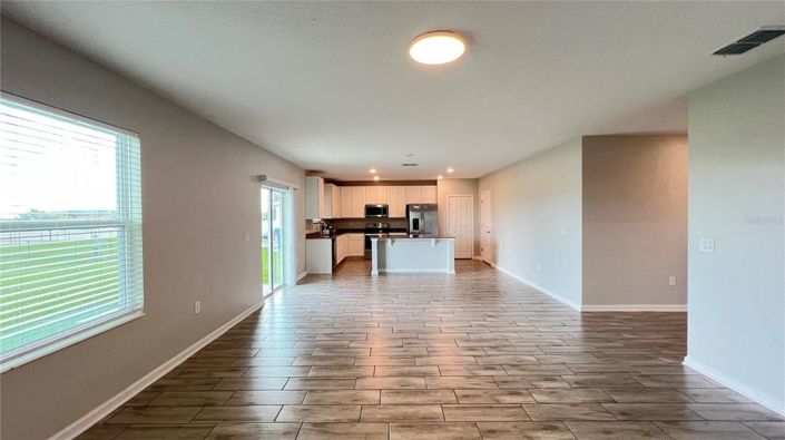 Image No.14-4 Bed House for sale