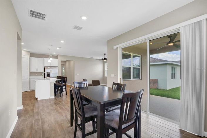 Image No.11-3 Bed House for sale