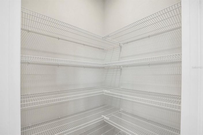 Image No.18-3 Bed House for sale