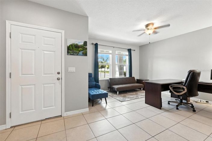 Image No.19-3 Bed House for sale