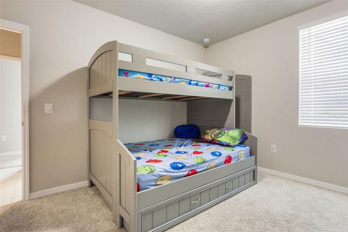 Image No.18-4 Bed House for sale