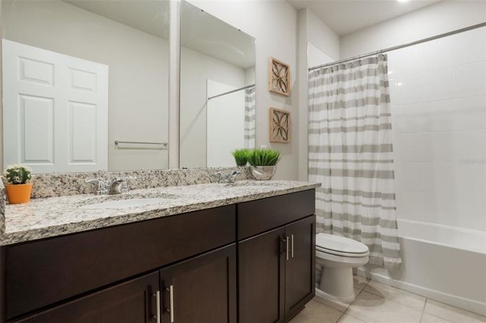 Image No.20-4 Bed House for sale