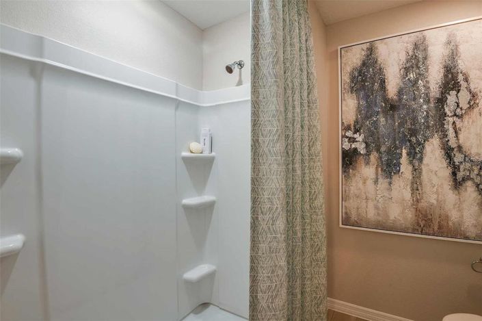 Image No.16-3 Bed Townhouse for sale