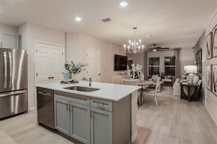 Image No.6-3 Bed Townhouse for sale