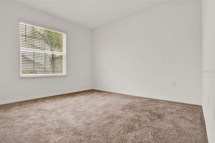 Image No.24-4 Bed House for sale