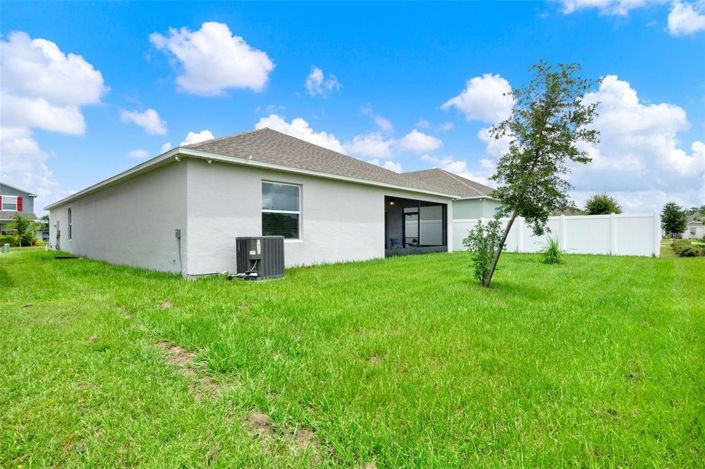 Image No.30-4 Bed House for sale