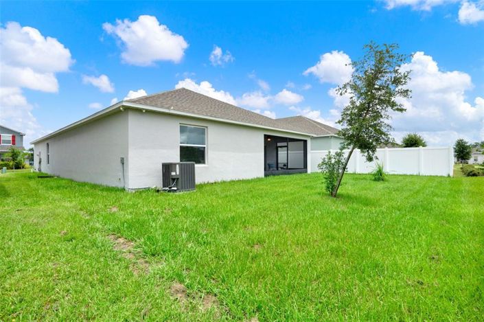 Image No.30-4 Bed House for sale