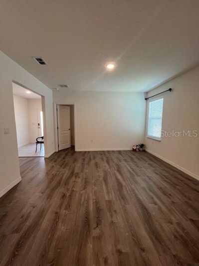 Image No.17-3 Bed House for sale