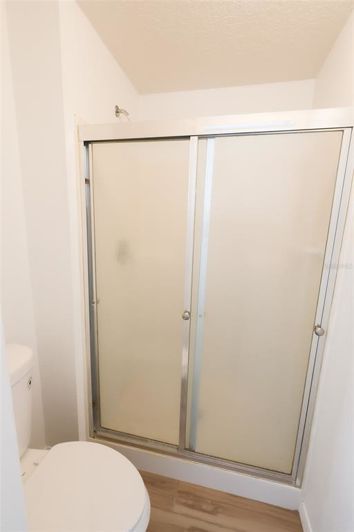 Image No.17-4 Bed House for sale